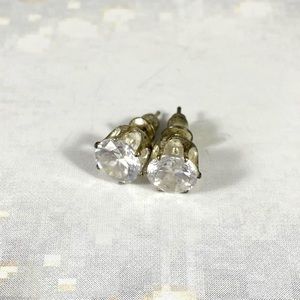 Sparkling Brilliant Cubic Zirconia post earrings